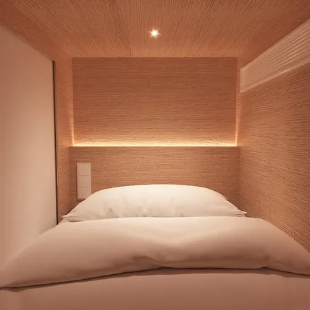 Capsulehotel Literal Málaga